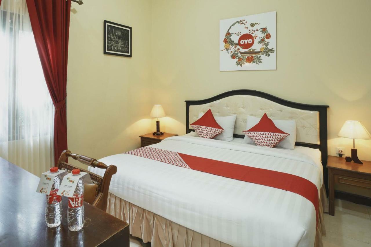 Oyo 804 Ndalem Maharani Guest House Yogyakarta Exterior foto